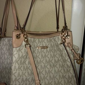 Michael Kors Crossbody